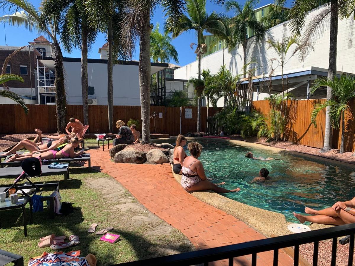 Mumma'S Hostel Cairns Ngoại thất bức ảnh
