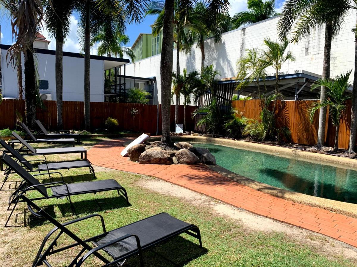Mumma'S Hostel Cairns Ngoại thất bức ảnh